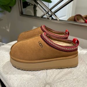 UGG Tazz Platform Slippers